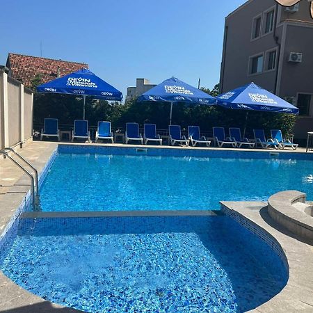 Vemara City Boutique Hotel-Free Parking Varna ภายนอก รูปภาพ