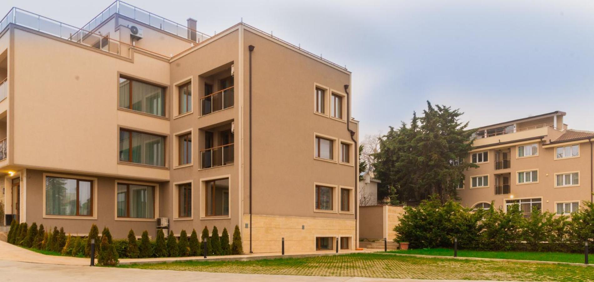Vemara City Boutique Hotel-Free Parking Varna ภายนอก รูปภาพ