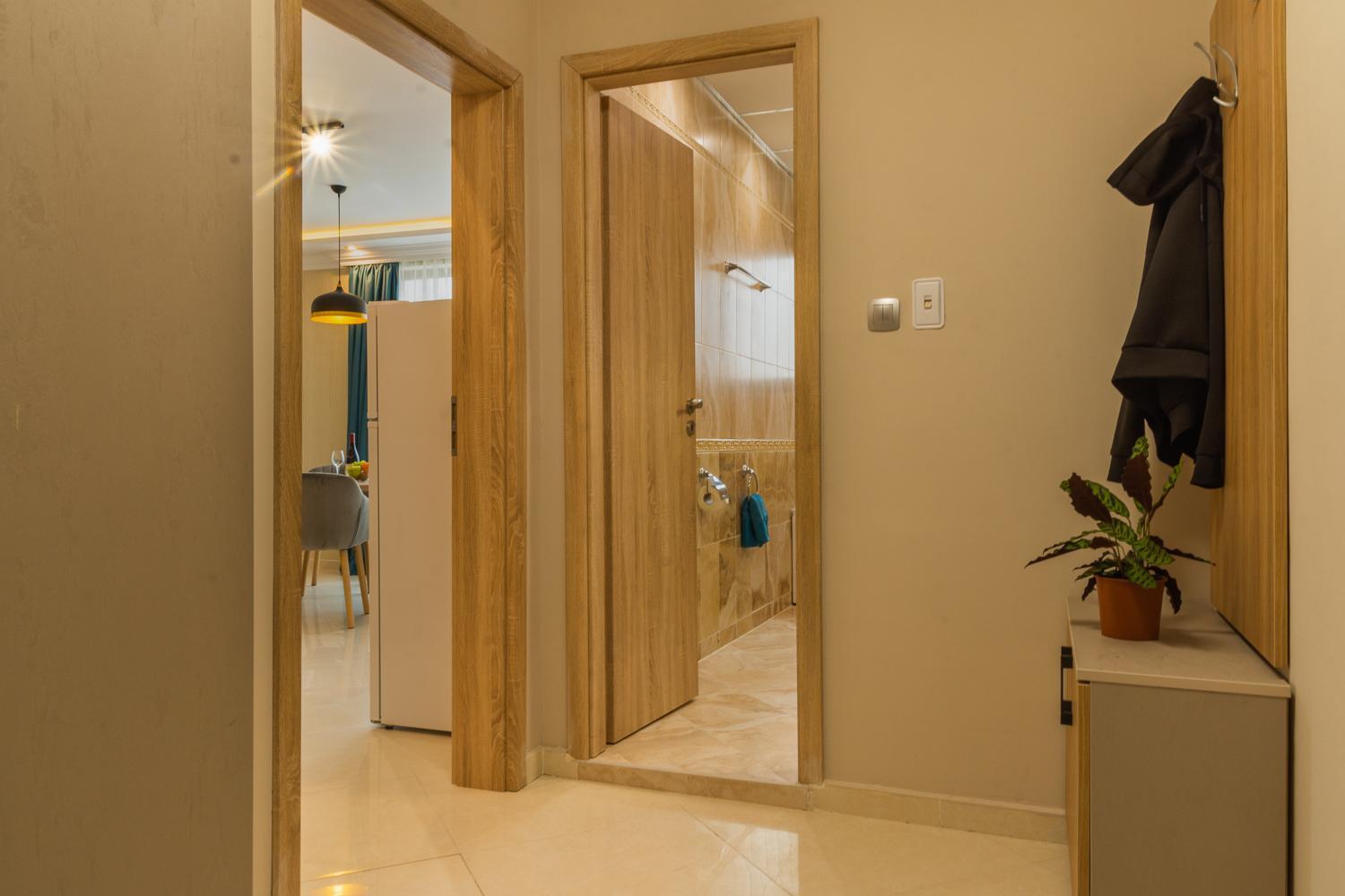 Vemara City Boutique Hotel-Free Parking Varna ภายนอก รูปภาพ